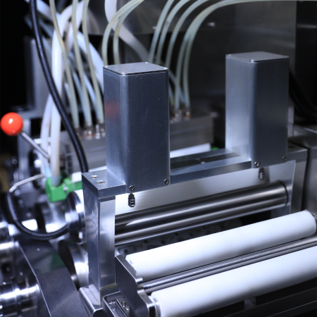 JL-300III-softgel-encapsualtor-automatic-gelatin-film-adjusting-system.png JL-300III-softgel-encapsualtor-automatic-gelatin-film-adjusting-system.png